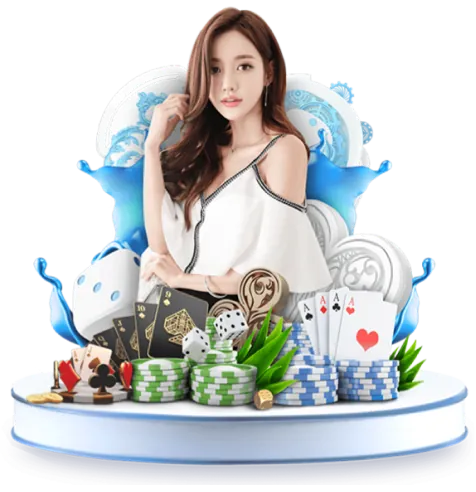 Hai chú gà chọi trong một trận đá gà truyền thống